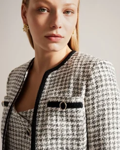 Lyrra